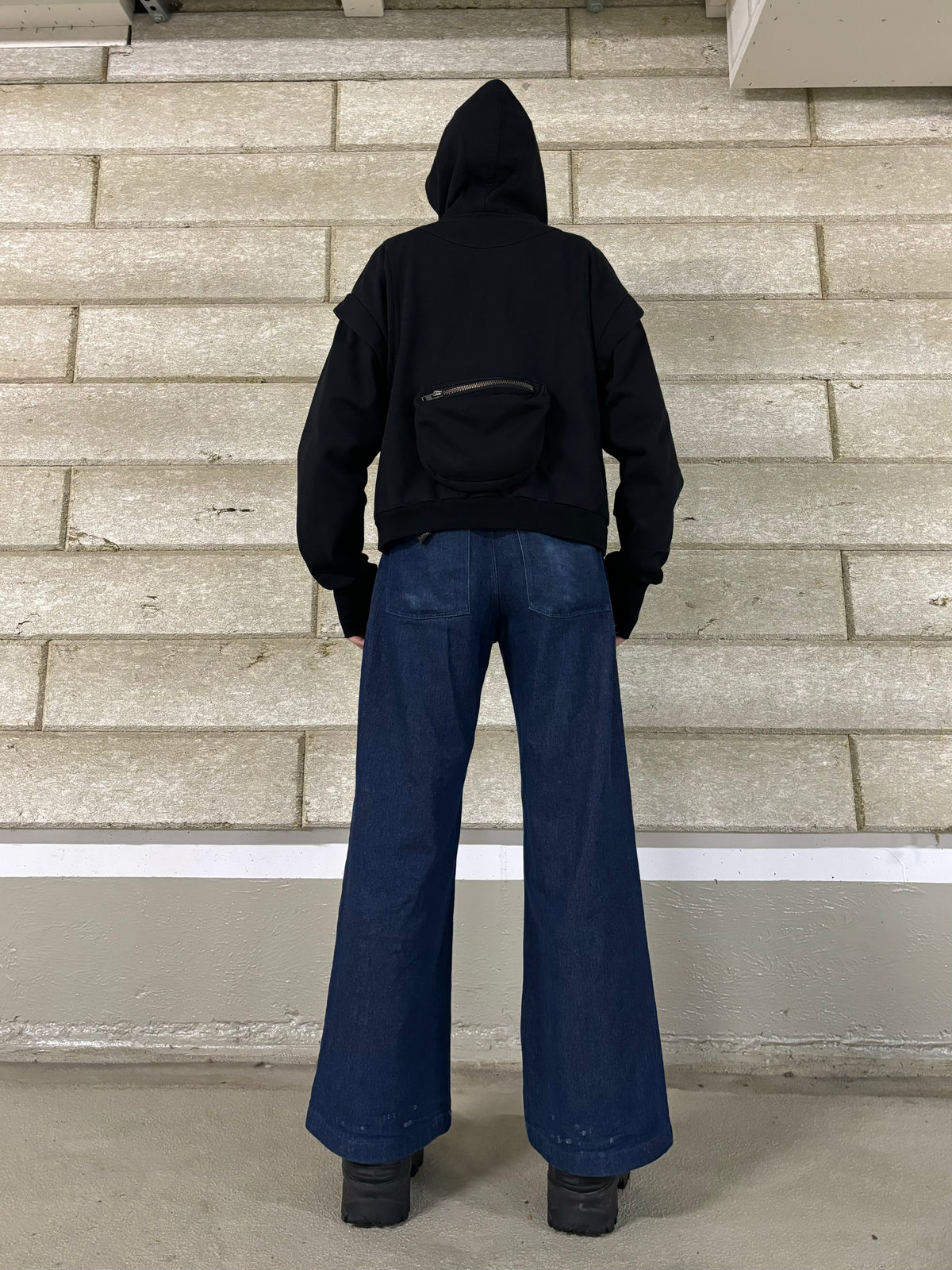 "SLENDER" LAYERED HOODIE